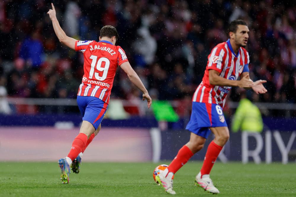 成为谈论焦 成为谈论焦